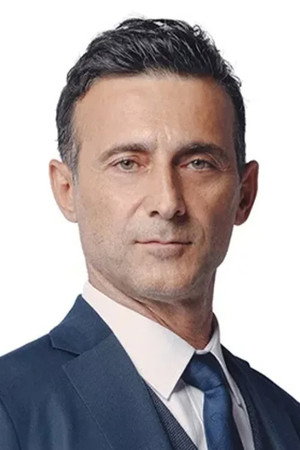 Cem Bender portrait