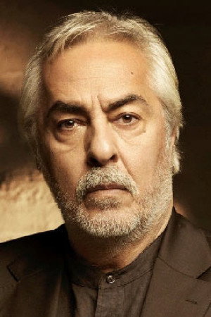 Rutkay Aziz portrait