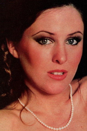 Diana Holt portrait