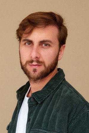 Loris De Luna portrait