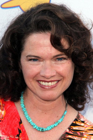 Heather Langenkamp portrait