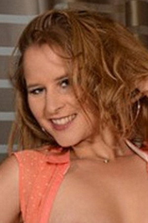 Sophies Lo portrait
