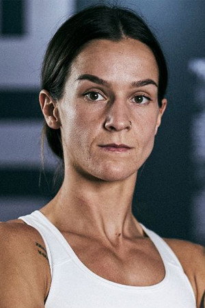 Terri Harper portrait