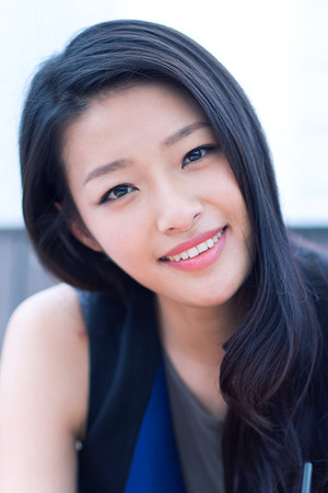 Lang Yueting portrait