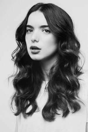 Dylan Gelula portrait