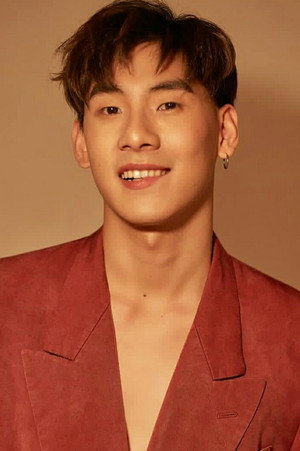 Thanakorn Kuljarassombat portrait