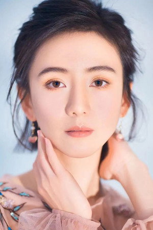 Lu Yixuan portrait