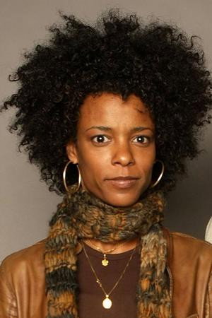 Leslie Silva portrait