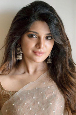 Aathmika portrait