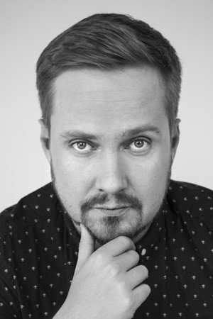 Paul Oja portrait