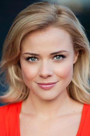 Tamara Knausz portrait