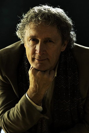 Robert D. Morais portrait