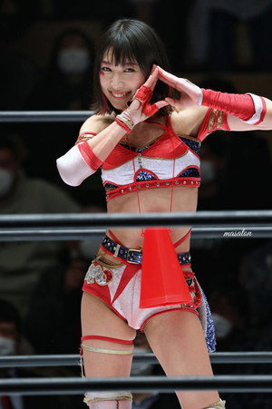 Shieru Wakana portrait