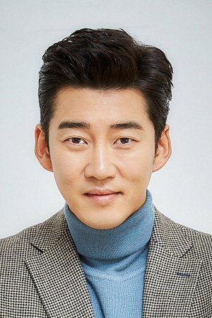 Yoon Kye-sang portrait