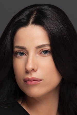 Yeşim Dalgıçer portrait