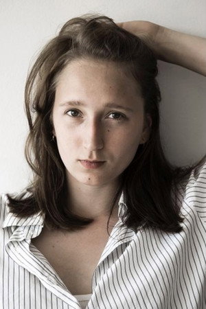 Sonia Suhl portrait