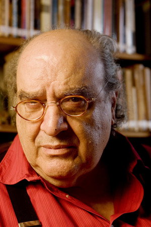 Antônio Abujamra portrait