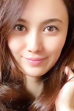 Saori Tominaga portrait