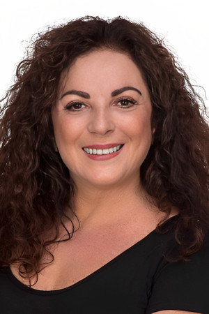 Derya Alabora portrait