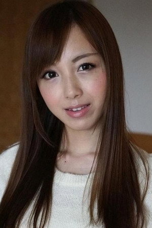Anri Hoshizaki portrait