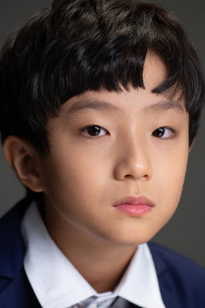 Jin Jae-hee portrait