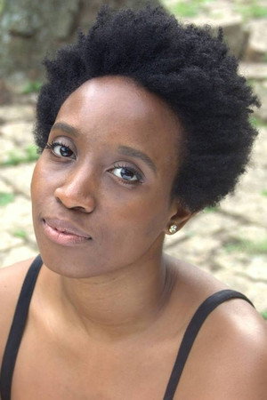 Ivy Souza portrait