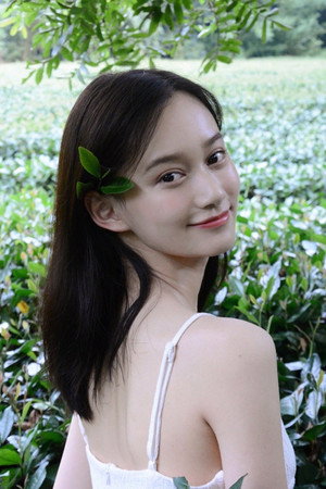 Xia Meng portrait