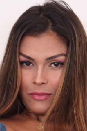 Bella Rodrigues portrait