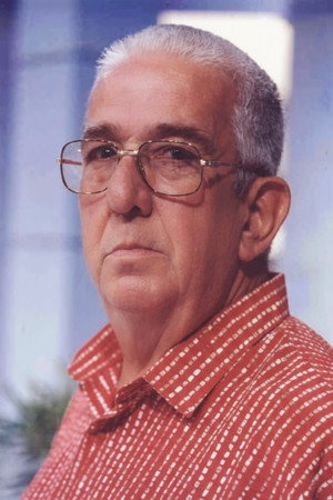 Viana Júnior portrait