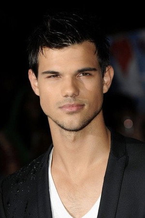 Taylor Lautner portrait