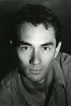 Vincent Lyn portrait