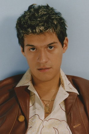 Omar Apollo portrait