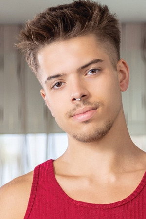 Evan Knox portrait