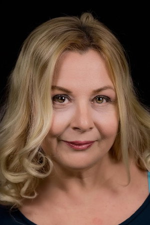 Esin Karakaya portrait