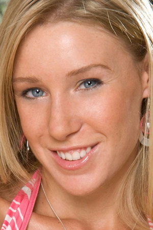 Allison Pierce portrait