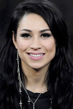Cassie Steele portrait