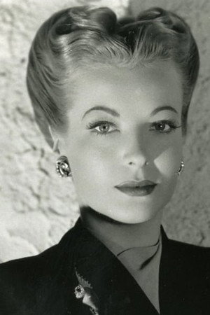 Hillary Brooke portrait