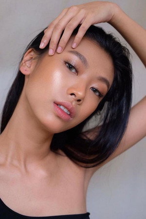 Yumi Kwandy portrait