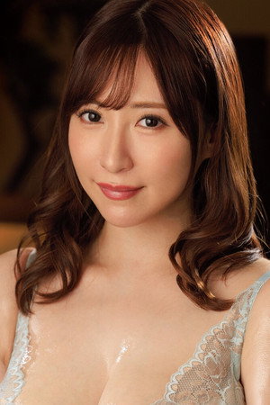 Kana Kusakabe portrait