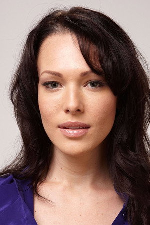 Erin Cummings portrait
