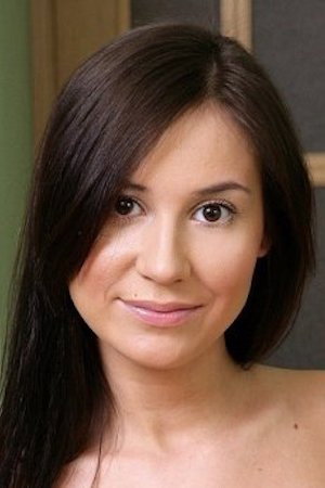 Lara portrait
