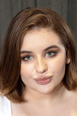 Molly Evans portrait