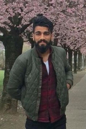 Savaş Damla portrait