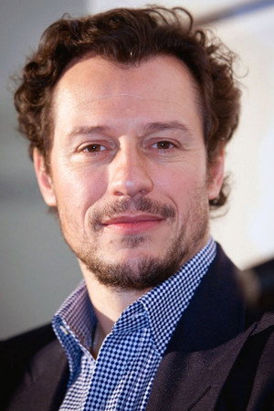 Stefano Accorsi portrait