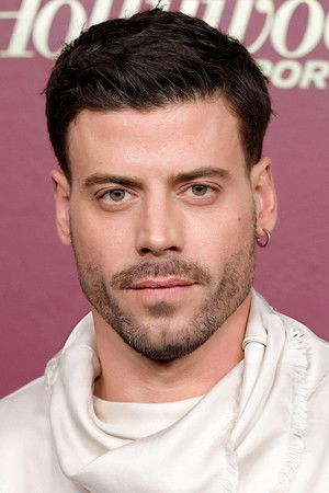 François Arnaud portrait