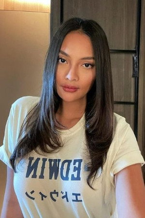 Erika Carlina portrait