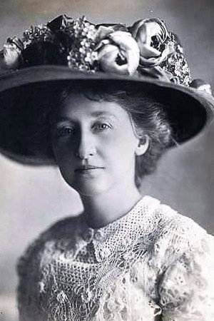 Margaret Fealy portrait