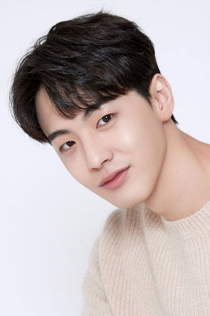Kim Hyun-jin portrait