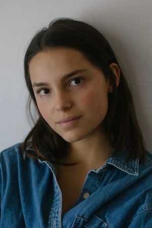 Inde Navarrette portrait
