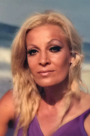 Lale Belkıs portrait